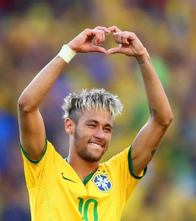 自称海牛翻译的用户：海牛不欠兰克尔-泽工资，还给他预支钱（自称海牛翻译者：海牛未欠兰克尔-泽薪资，并已预支款项）