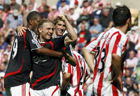 维尔茨加盟利物浦后表现低迷，仅1次进球被判乌龙，未能兑现预期。