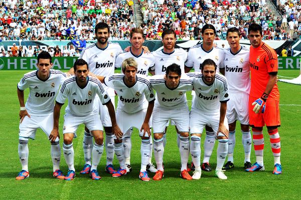 集锦：拉齐奥2-0卡利亚里（拉齐奥2比0力克卡利亚里：比赛集锦）