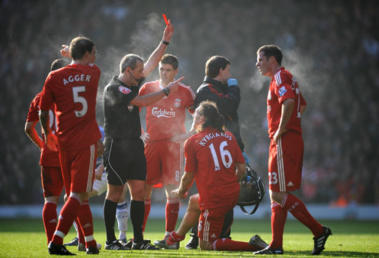 吴少聪纪念足协杯夺冠：很开心来国安第一年就能为冠军做贡献（吴少聪足协杯夺冠感言：加盟国安首年能为冠军出力很开心）