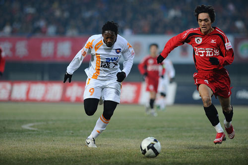 FC26美丽足球：维蒂尼亚、德容领衔，金外脚背夸雷斯马在列（FC26唯美球风：德容、维蒂尼亚领衔，外脚背大师夸雷斯马上榜）