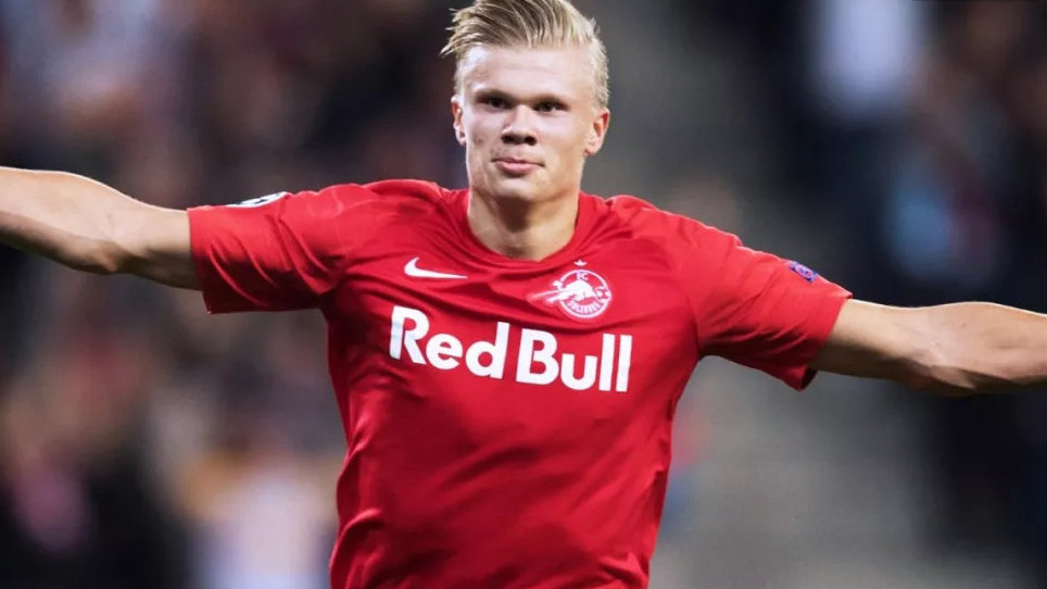 女生在校内打篮球技法惊人，男同学现场沸腾被实力圈粉