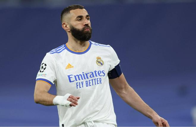 萨哈：麦克托米奈可以在皇马和巴萨踢球，甚至拜仁慕尼黑（萨哈：麦克托米奈足以效力皇马、巴萨，乃至拜仁慕尼黑）